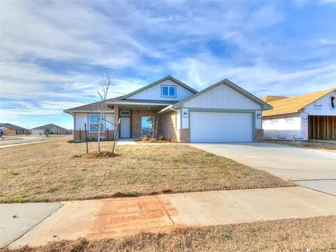 1731 Bloomington Ct, Newcastle, OK 73065