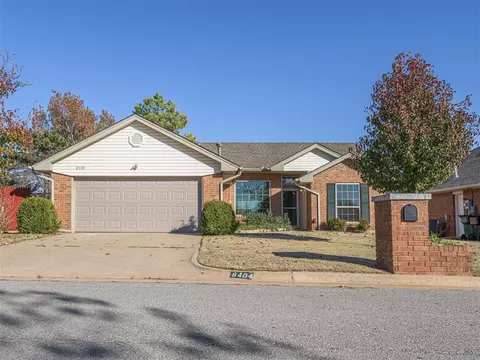 8404 Cinnamon Teal Dr, Oklahoma City, OK 73132