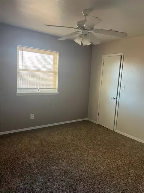 1212 S Inis St, Altus, OK 73521 photo 6