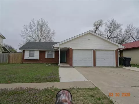 1212 SW 92nd St, Oklahoma City, OK 73139