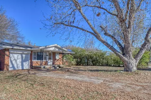 435 W Tonhawa St, Norman, OK 73069