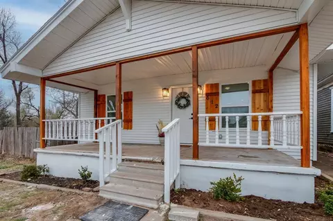 612 E Springer Ave, Guthrie, OK 73044