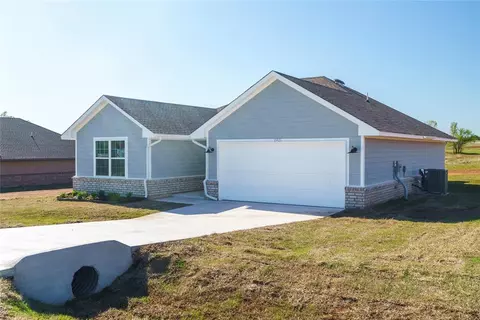 1921 Eli Ave, Tuttle, OK 73089 photo 2