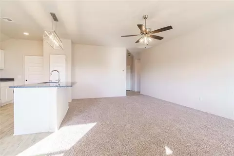 1921 Eli Ave, Tuttle, OK 73089 photo 6