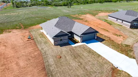 1917 Eli Ave, Tuttle, OK 73089 photo 4