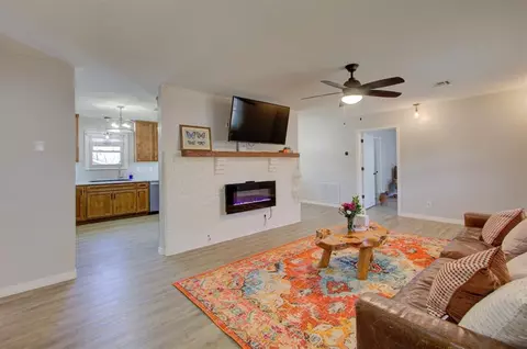 13252 S Hickory St, Claremore, OK 74017