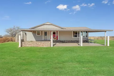 217 Whiteshield St, Hammon, OK 73650