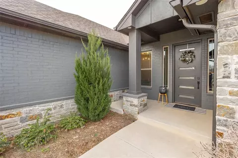 5422 Frontier Trl, Norman, OK 73072