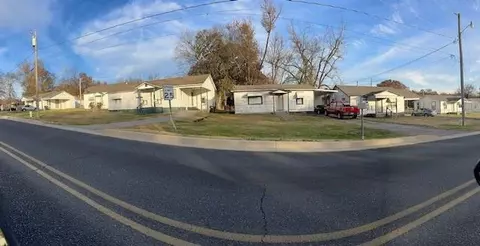 755 Bluff Ave, Tahlequah, OK 74464