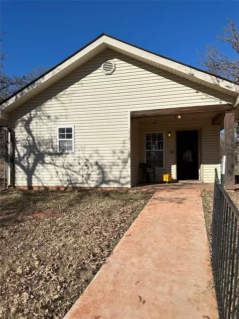 18555 E Post Oak Rd, Noble, OK 73068 photo 2