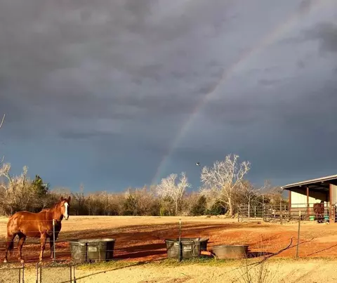 309 S Cemetery Rd, Tuttle, OK 73089 photo 5