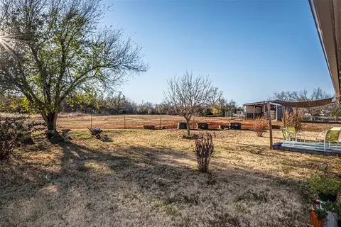 309 S Cemetery Rd, Tuttle, OK 73089 photo 9