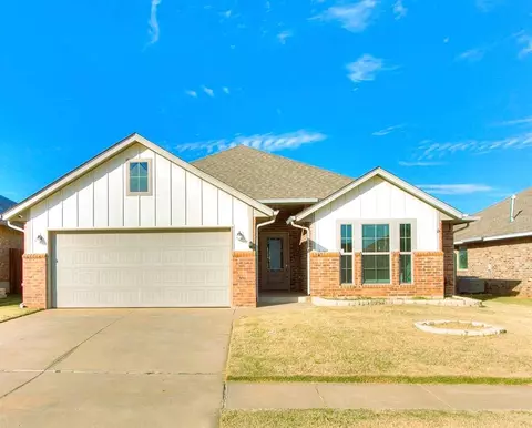 9405 NW 87th St, Yukon, OK 73099