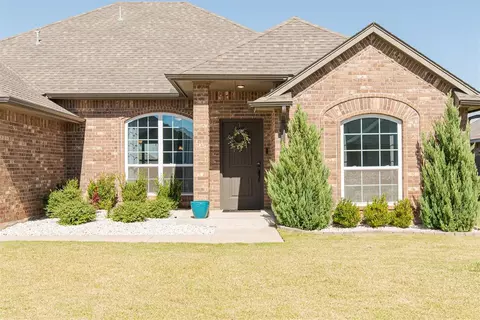 4221 NW 155th St, Edmond, OK 73013