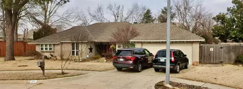 808 Heatherhill Ct, Norman, OK 73072