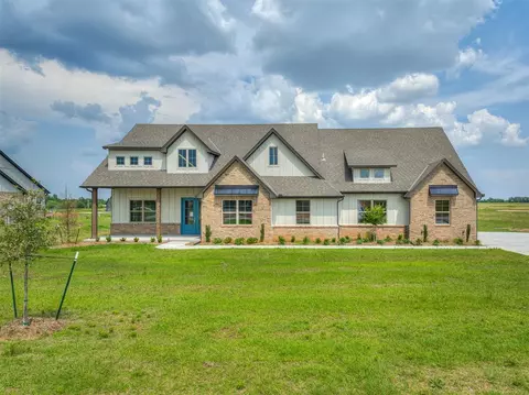 2188 Dax Ln, Goldsby, OK 73093