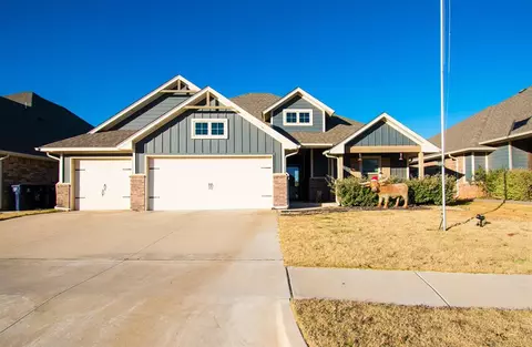 10405 SW 23rd St, Yukon, OK 73099