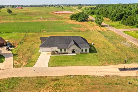 14997 White Oak Ln, Shawnee, OK 74804