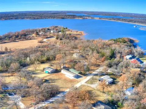 26 Post Office Ln, Shawnee, OK 74801