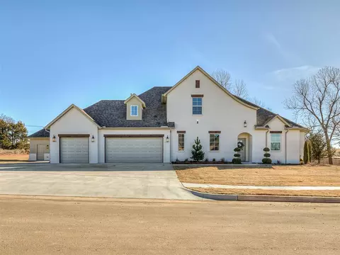 8002 Goldfinch Dr, Guthrie, OK 73044