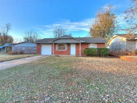813 S Meadow Ln, Mustang, OK 73064