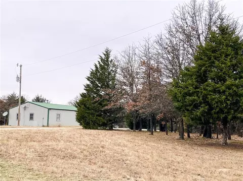 22744 Kings Rd, Tecumseh, OK 74873