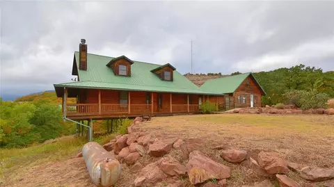 310 NW Big Rock Rd, Medicine Park, OK 73557