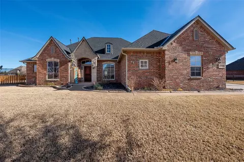 23002 Crab Orchard Dr, Edmond, OK 73025