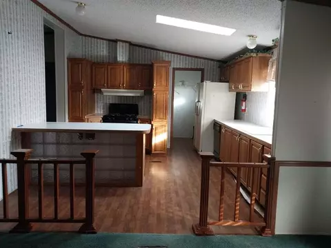 202 E Cole Ave, Fletcher, OK 73541 photo 3