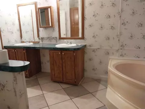 202 E Cole Ave, Fletcher, OK 73541 photo 6