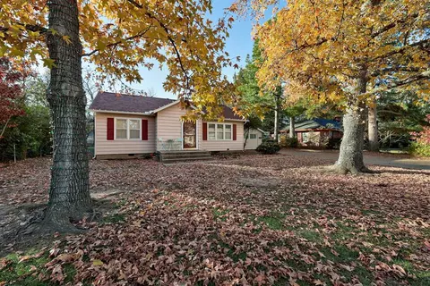 1022 Mcnamee St, Norman, OK 73069
