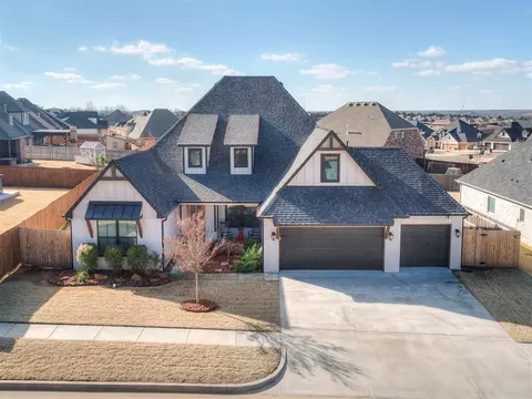 8616 Maple Creek Dr, Arcadia, OK 73007