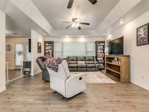 408 Checotah Dr, Checotah, OK 74426 photo 7