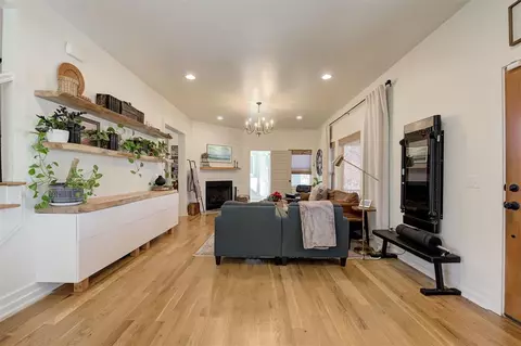 619 E Warner Ave, Guthrie, OK 73044 photo 8