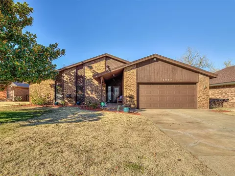 12005 Western View Dr, Oklahoma City, OK 73162