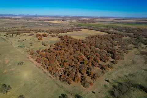 SW Quanah Road, Cache, OK 73527 photo 11
