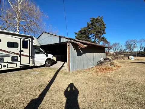 1924 E Springer Ave, Guthrie, OK 73044 photo 16