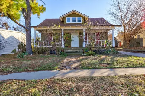 410 E 3rd St, Edmond, OK 73034