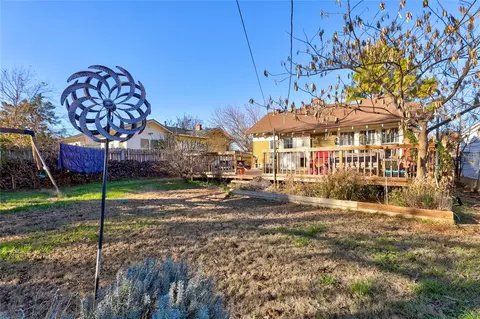 410 E 3rd St, Edmond, OK 73034 photo 18