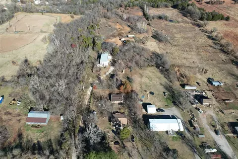 508 E Central Ave, Tryon, OK 74875 photo 2