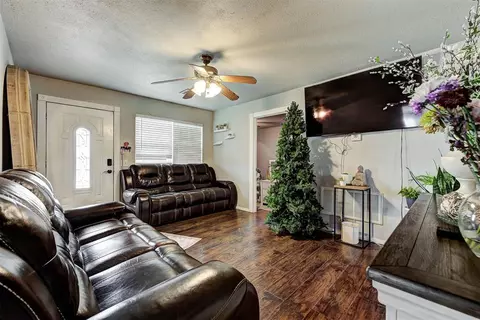 6416 S Phillips Ave, Oklahoma City, OK 73149