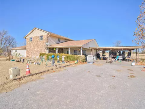 921 S Dobbs Rd, Harrah, OK 73045 photo 7