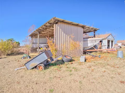 921 S Dobbs Rd, Harrah, OK 73045 photo 11
