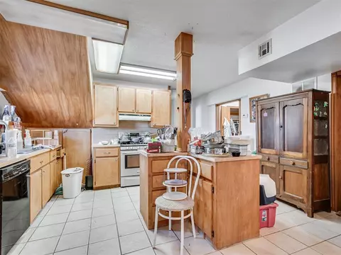 921 S Dobbs Rd, Harrah, OK 73045 photo 20