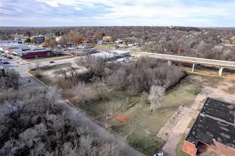 125 E Main St, Purcell, OK 73080 photo 2