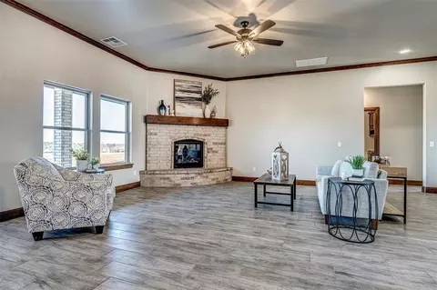 11621 NW 104th St, Yukon, OK 73099
