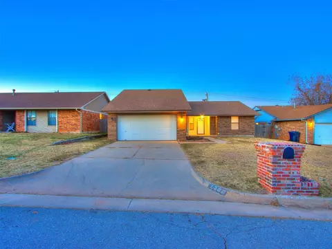 7709 NW 84th St, Oklahoma City, OK 73132