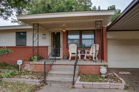 2401 Eagle Dr, Del City, OK 73115