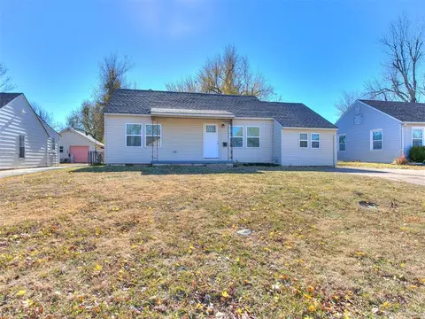 4636 SE 21st St, Del City, OK 73115