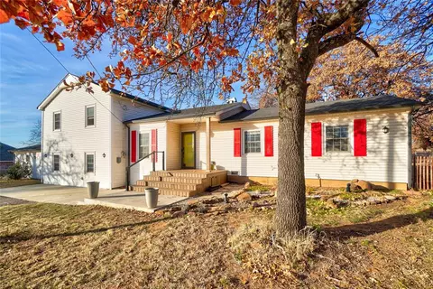 774 W Simpson Rd, Edmond, OK 73034